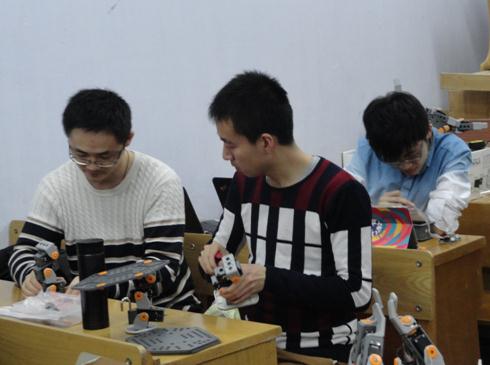 哈爾濱工業(yè)大學機電學院